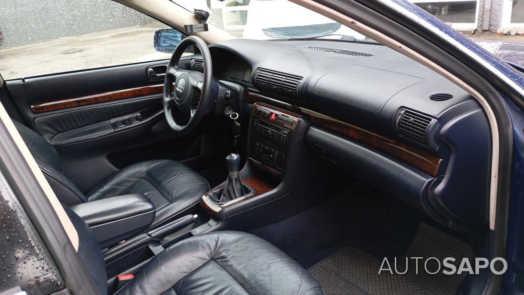 Audi A4 2.5 TDi Exclusive de 1999