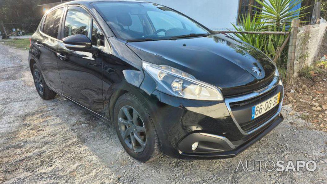 Peugeot 208 1.2 PureTech Active de 2015