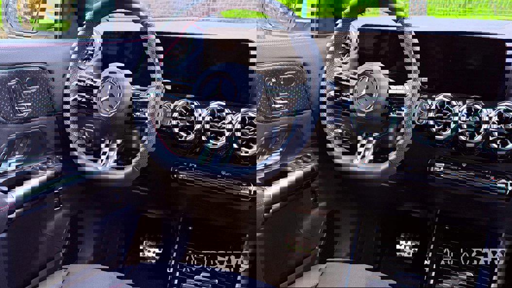 Mercedes-Benz EQA 250+ AMG Line de 2025