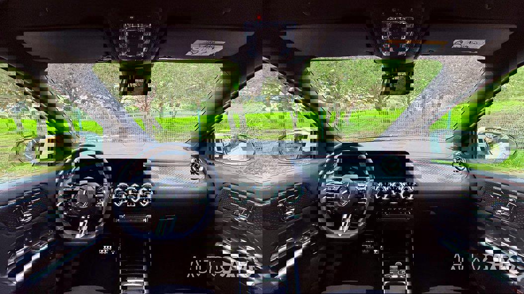 Mercedes-Benz EQA 250+ AMG Line de 2025