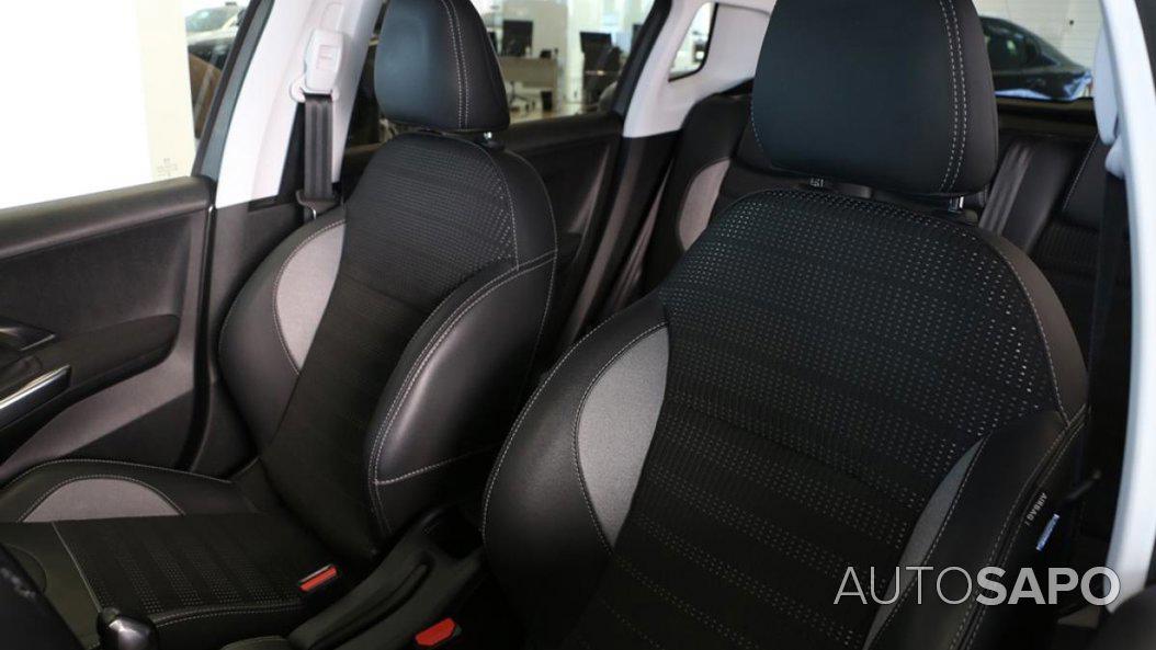 Peugeot 2008 1.5 BlueHDi Allure de 2018