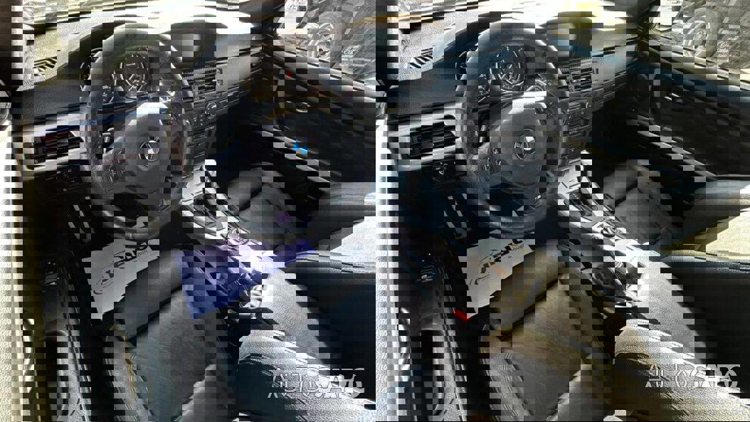 BMW Série 3 335 d Auto de 2010