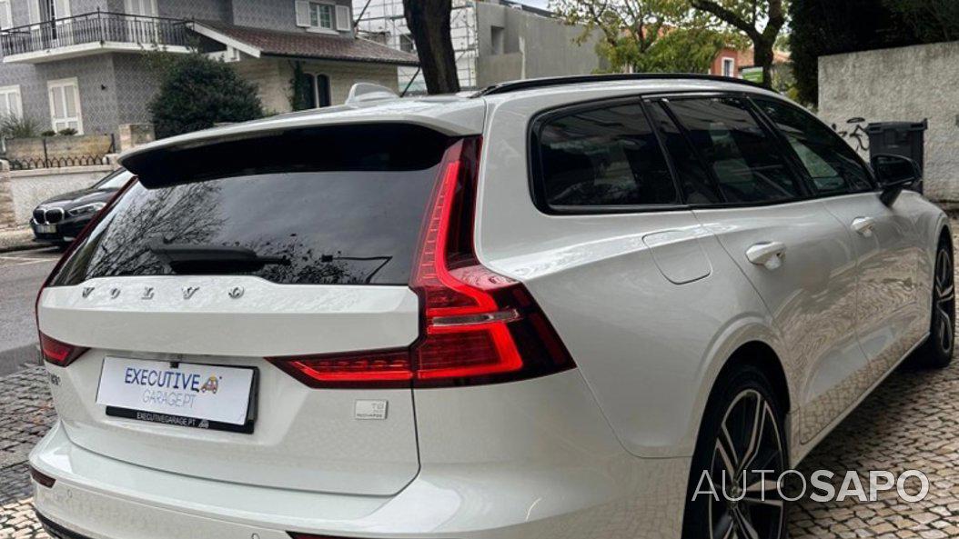 Volvo V60 2.0 T8 AWD TE R-Design de 2021