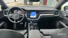 Volvo V60 2.0 T8 AWD TE R-Design de 2021