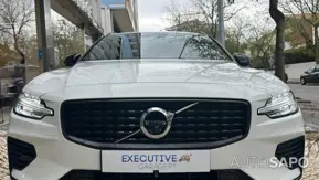 Volvo V60 2.0 T8 AWD TE R-Design de 2021
