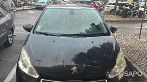 Peugeot 208 1.5 BlueHDi Allure de 2012