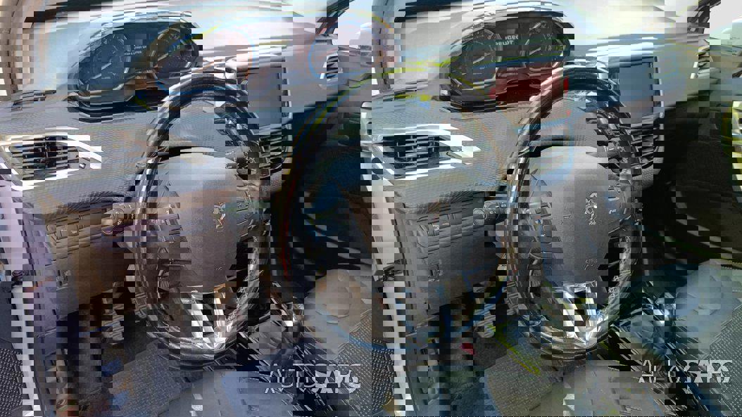 Peugeot 2008 1.2 PureTech Allure de 2017