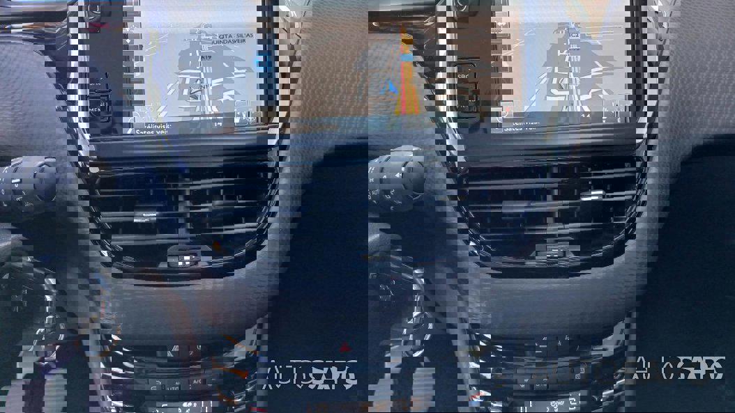 Peugeot 2008 1.2 PureTech Allure de 2016