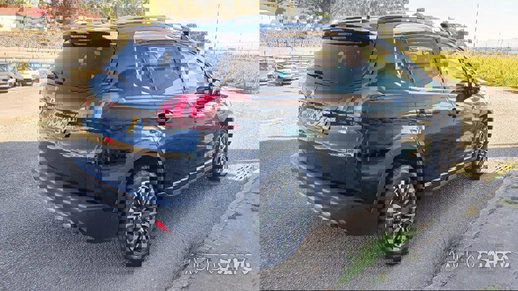 Peugeot 2008 1.2 PureTech Allure de 2016