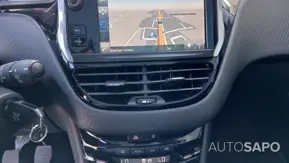 Peugeot 2008 1.2 PureTech Allure de 2016