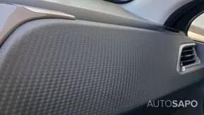 Peugeot 2008 1.2 PureTech Allure de 2016