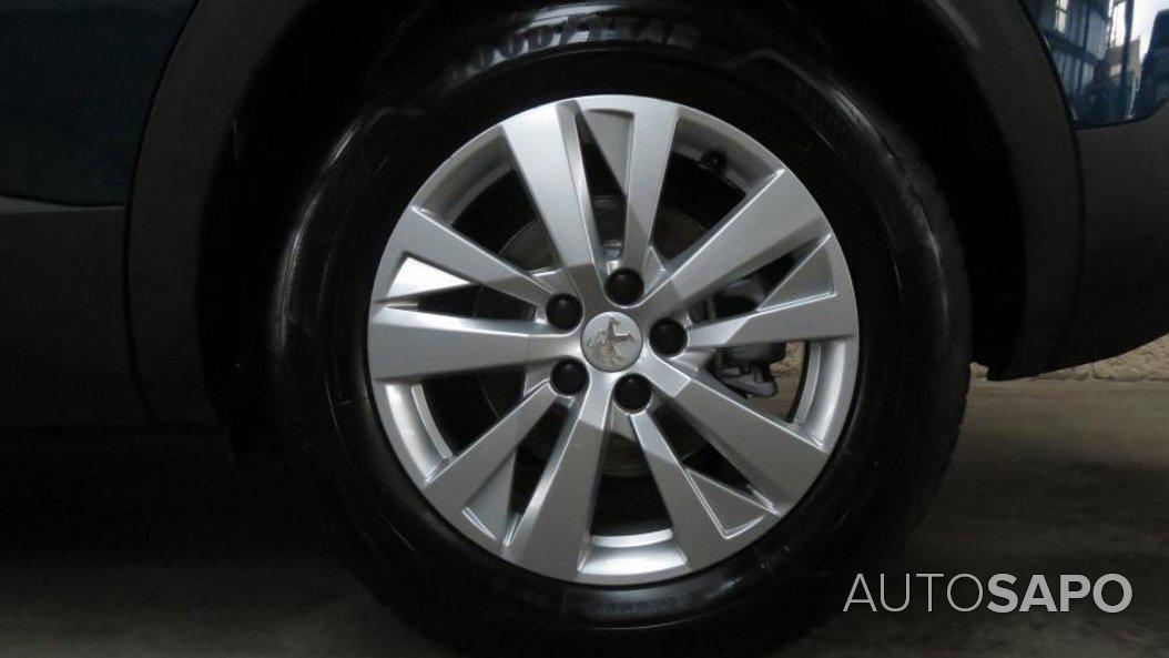 Peugeot 3008 1.5 BlueHDi Active Pack de 2021