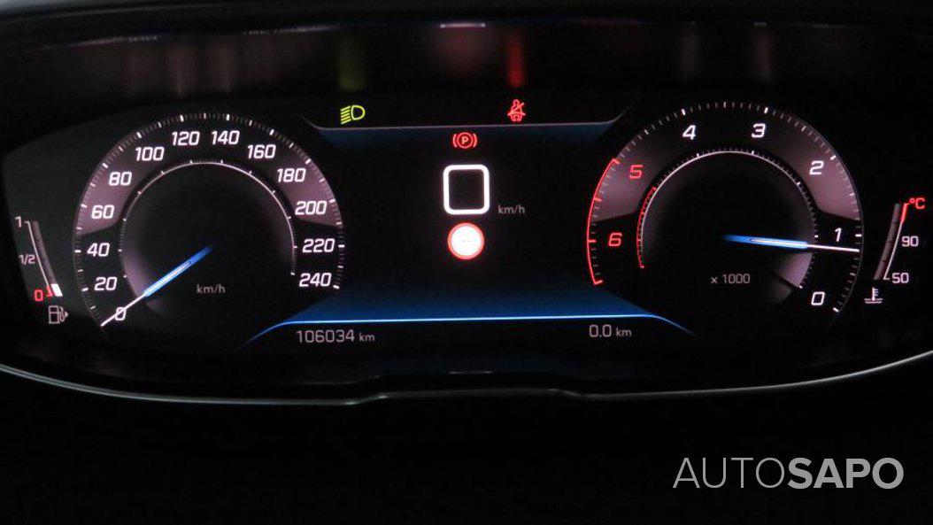 Peugeot 3008 1.5 BlueHDi Active Pack de 2021