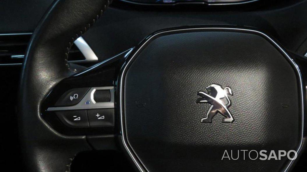Peugeot 3008 1.5 BlueHDi Active Pack de 2021