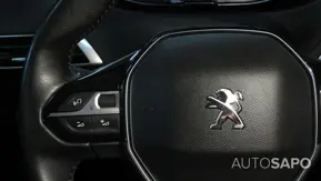 Peugeot 3008 1.5 BlueHDi Active Pack de 2021