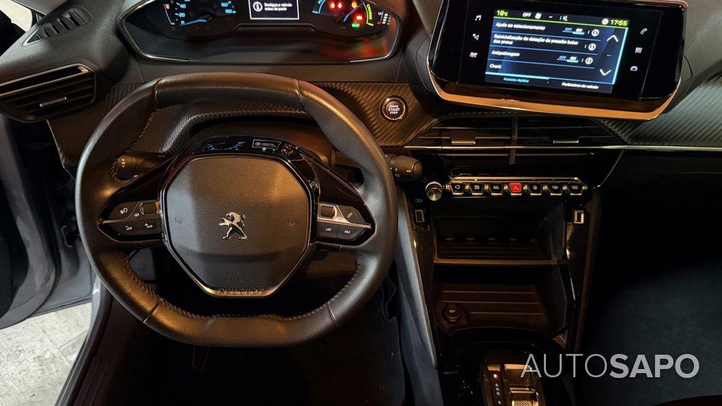 Peugeot E-208 de 2022