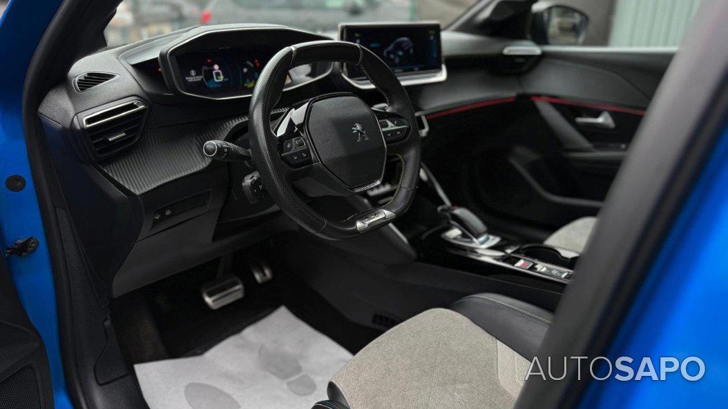 Peugeot E-208 GT de 2021