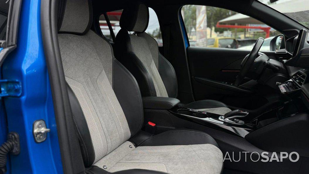 Peugeot E-208 GT de 2021