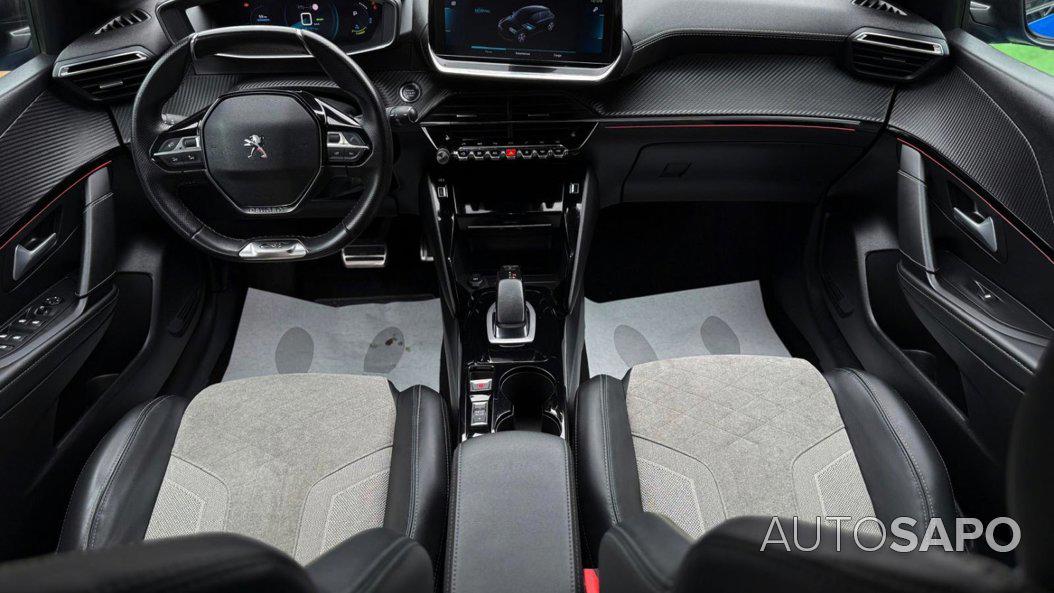 Peugeot E-208 GT de 2021