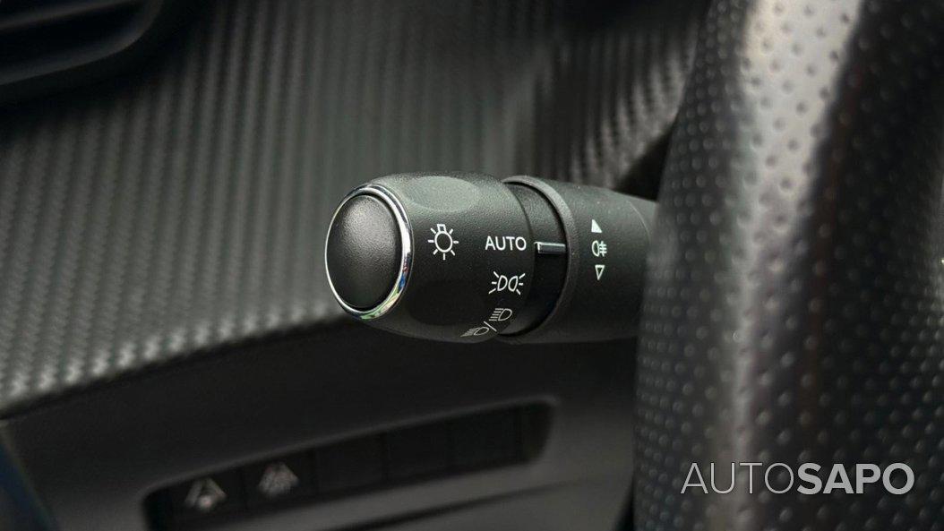 Peugeot E-208 GT de 2021