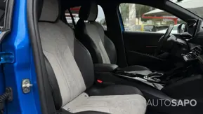 Peugeot E-208 GT de 2021