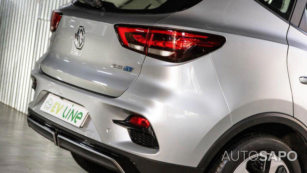 MG ZS 72.6 kWh 2WD Luxury de 2022