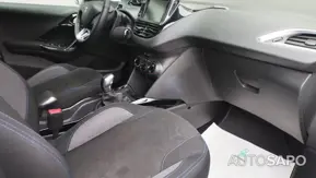 Peugeot 2008 1.5 BlueHDi Signature de 2019