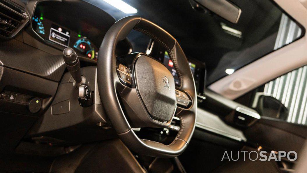 Peugeot E-208 de 2020