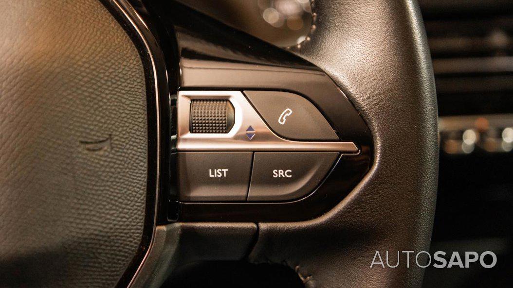 Peugeot E-208 de 2020