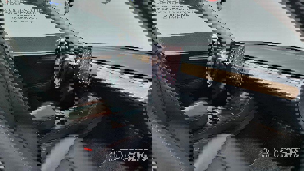 Tesla Model Y Long-Range RWD de 2024