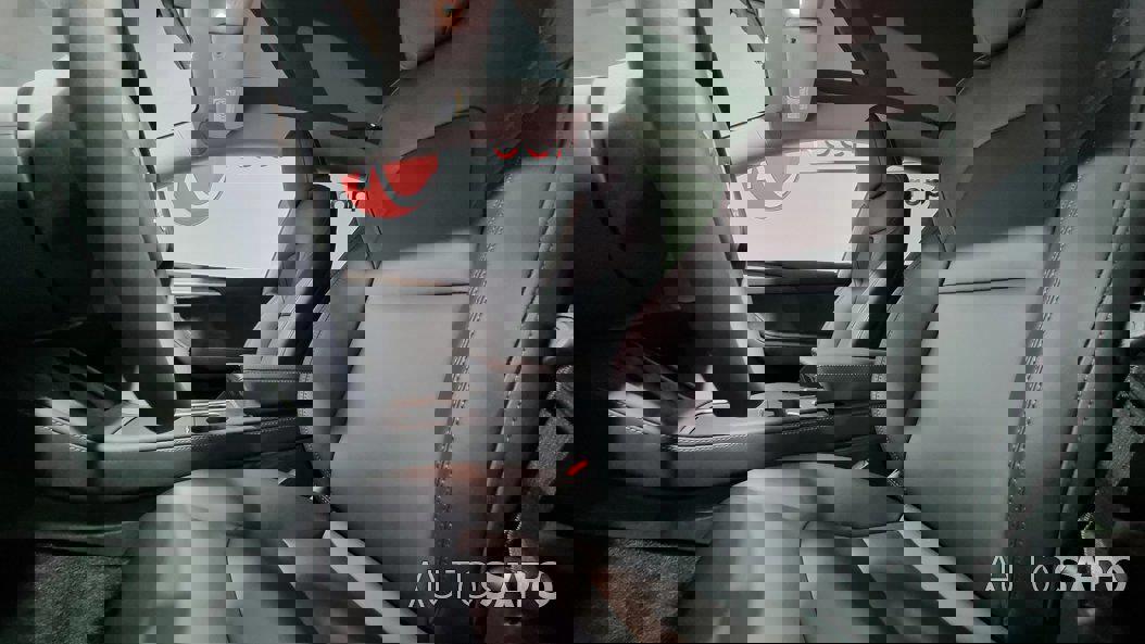 Tesla Model Y Long-Range RWD de 2024