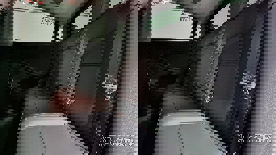 Tesla Model Y Long-Range RWD de 2024