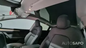 Tesla Model Y Long-Range RWD de 2024