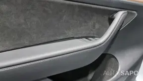 Tesla Model Y Long-Range RWD de 2024