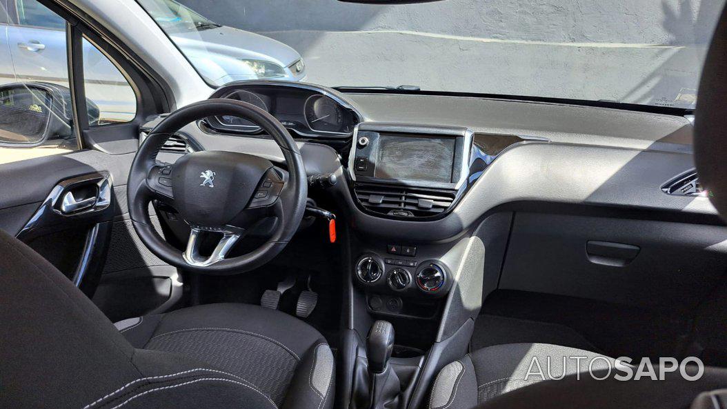 Peugeot 208 1.2 PureTech Style de 2016