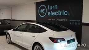 Tesla Model 3 Standard Range Plus RWD de 2023