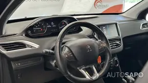 Peugeot 2008 1.2 PureTech Style de 2018