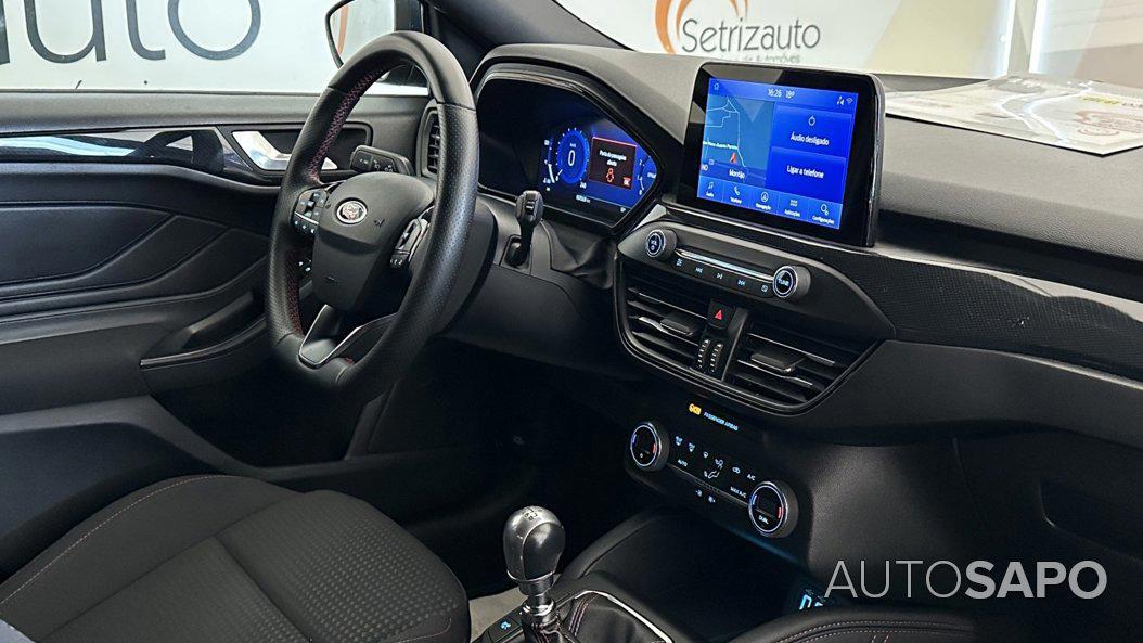 Ford Focus 1.0 EcoBoost MHEV ST-Line de 2021