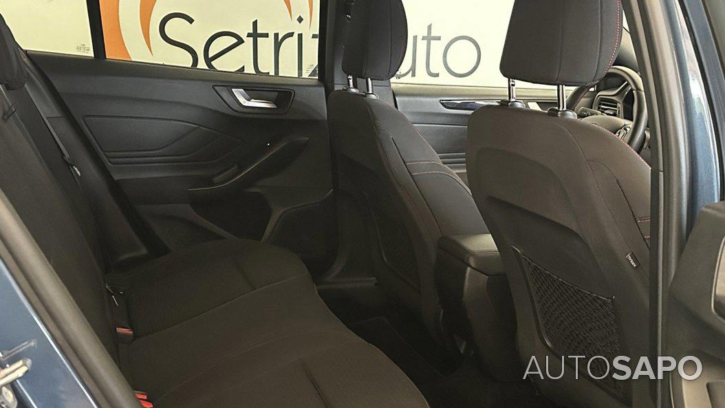 Ford Focus 1.0 EcoBoost MHEV ST-Line de 2021