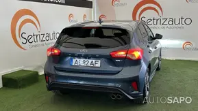 Ford Focus 1.0 EcoBoost MHEV ST-Line de 2021