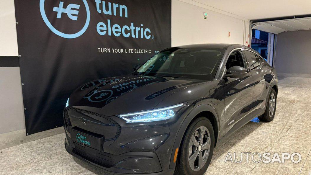 Ford Mustang Mach-E de 2022