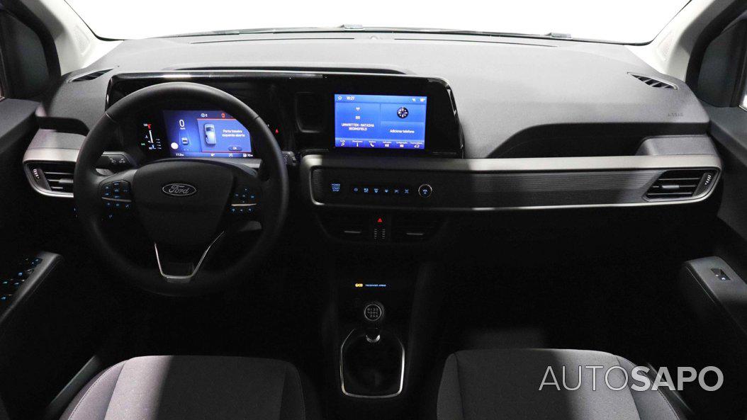 Ford Tourneo Courier 1.0 EcoBoost Titanium de 2025