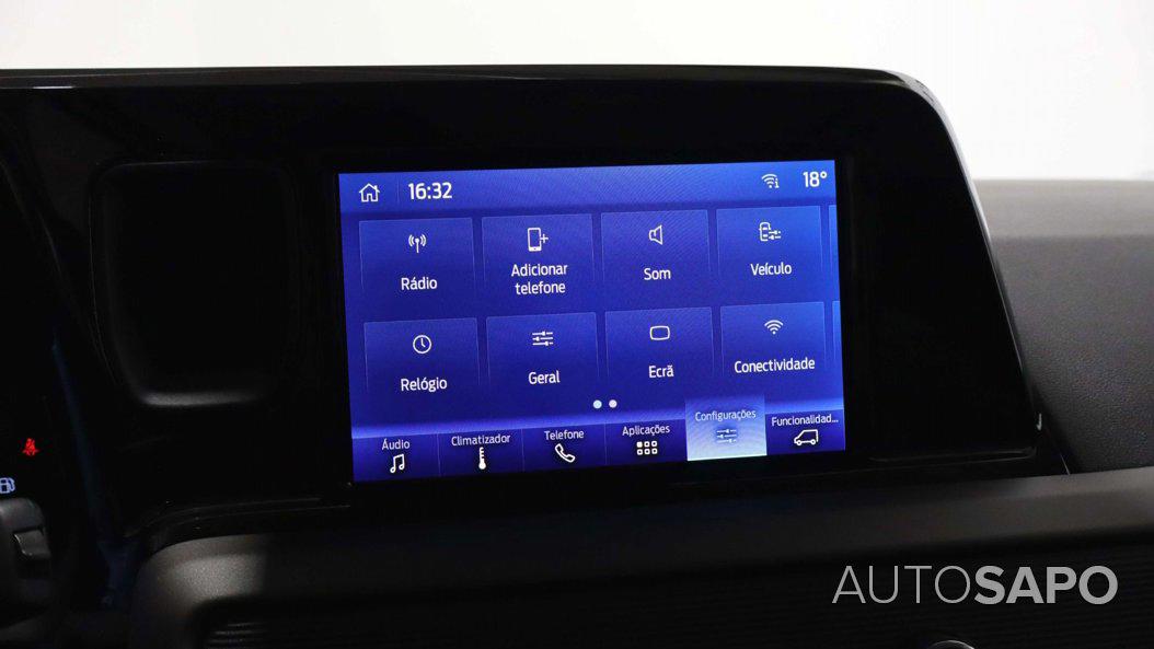 Ford Tourneo Courier 1.0 EcoBoost Titanium de 2025