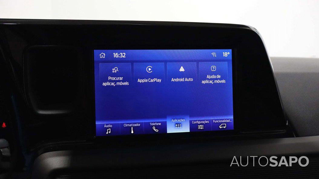 Ford Tourneo Courier 1.0 EcoBoost Titanium de 2025