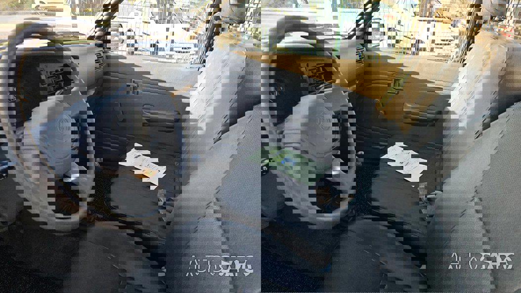 Toyota Hilux 2.4 D LN105L Cx Madeira de 1997