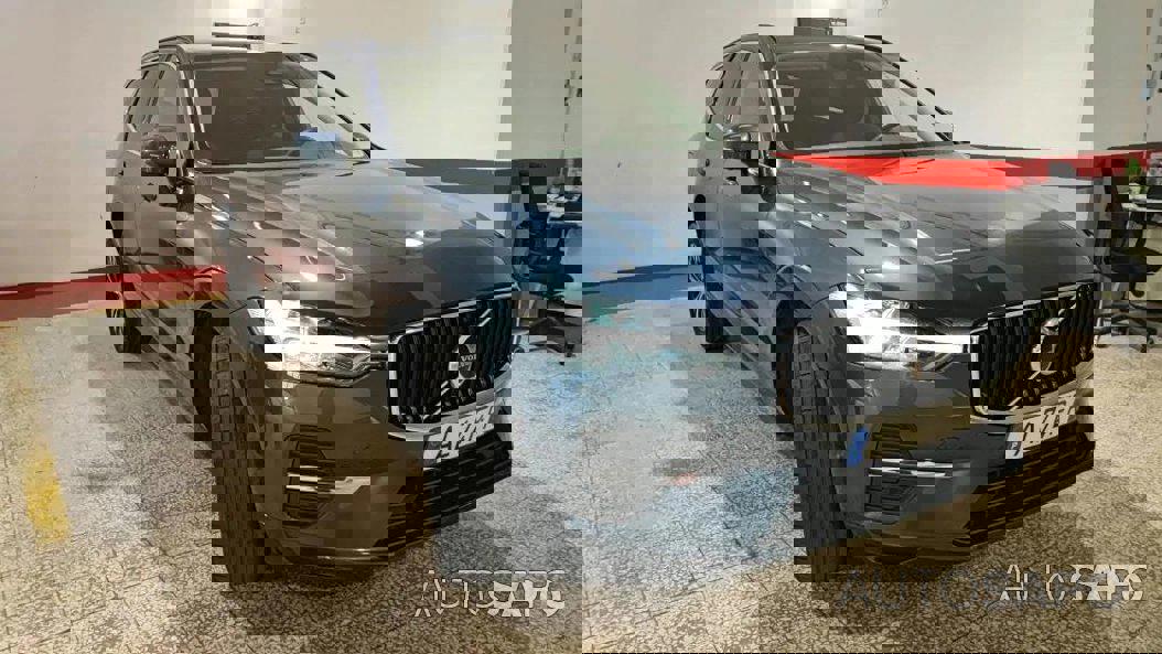 Volvo XC60 2.0 B4 Momentum Plus de 2021
