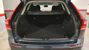 Volvo XC60 2.0 B4 Momentum Plus de 2021