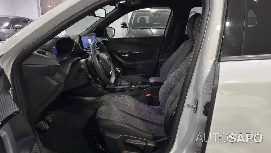 Peugeot 2008 1.2 PureTech Allure de 2024