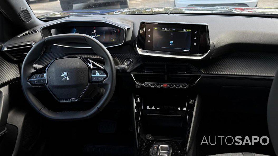 Peugeot e-2008 de 2023