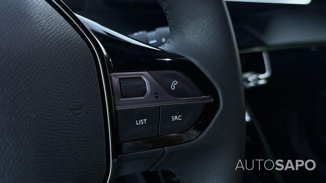 Peugeot e-2008 de 2023